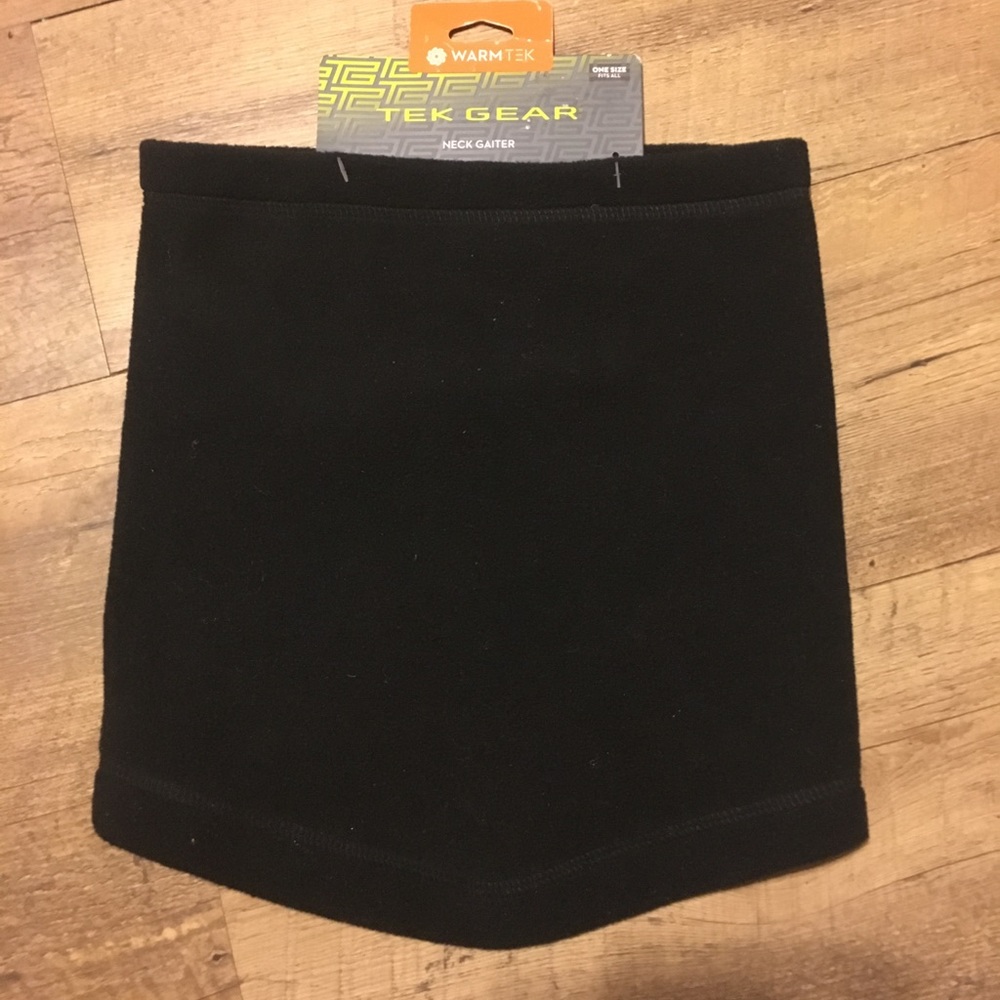 NWT Tek gear black fleece neck gaiter